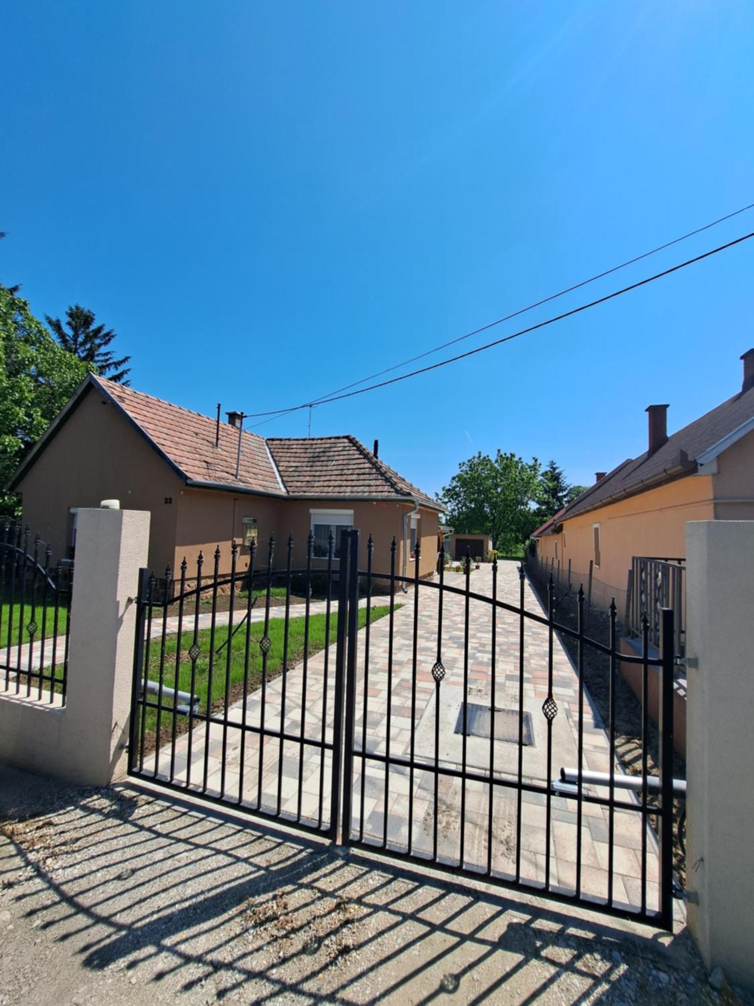 Vivien Apartman Fonyod Exterior photo
